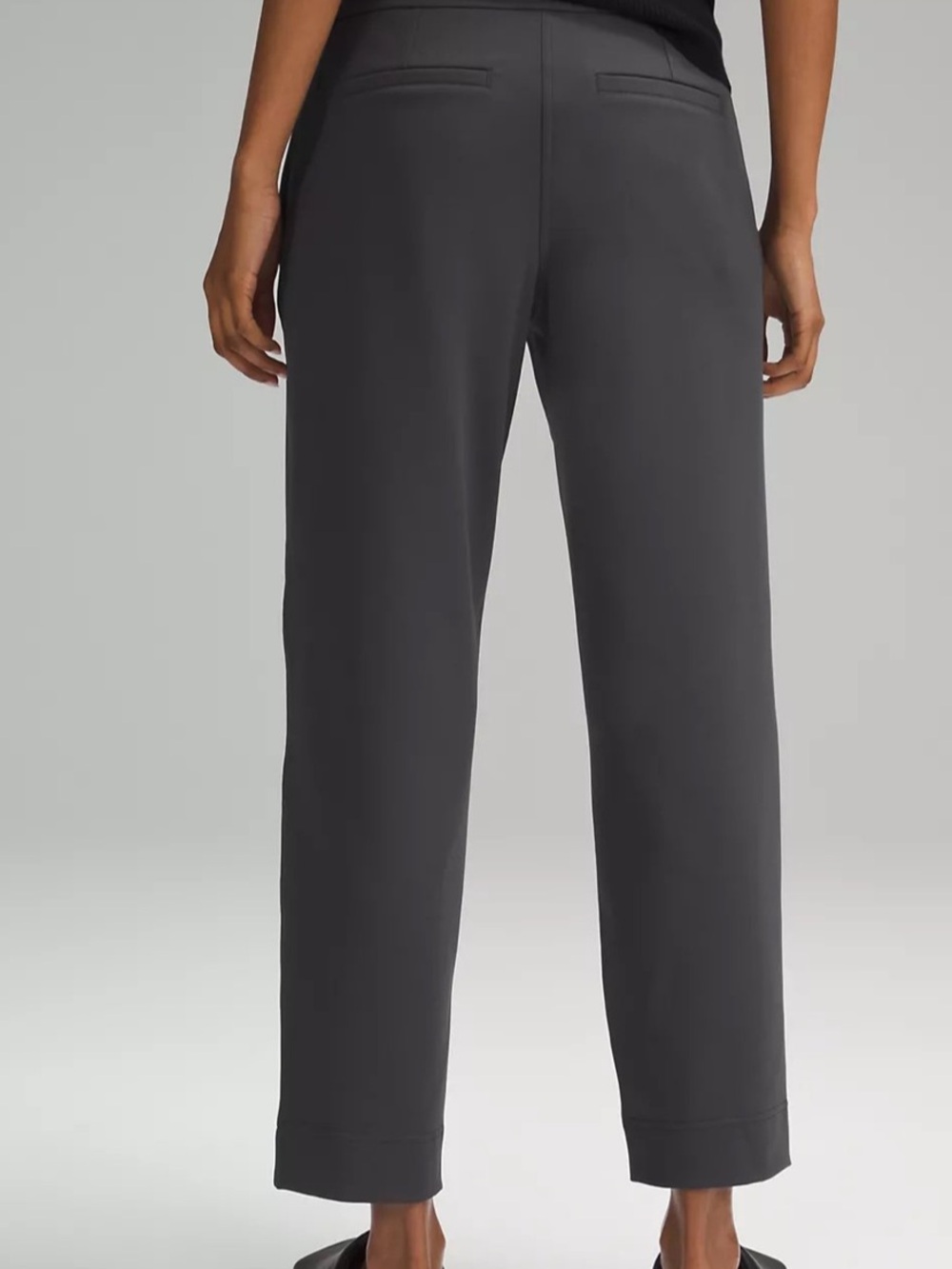 Lululemon Luxtreme Mid-Rise Tapered 7/8 Pant - Graphite Grey XL - Picture 2 of 8